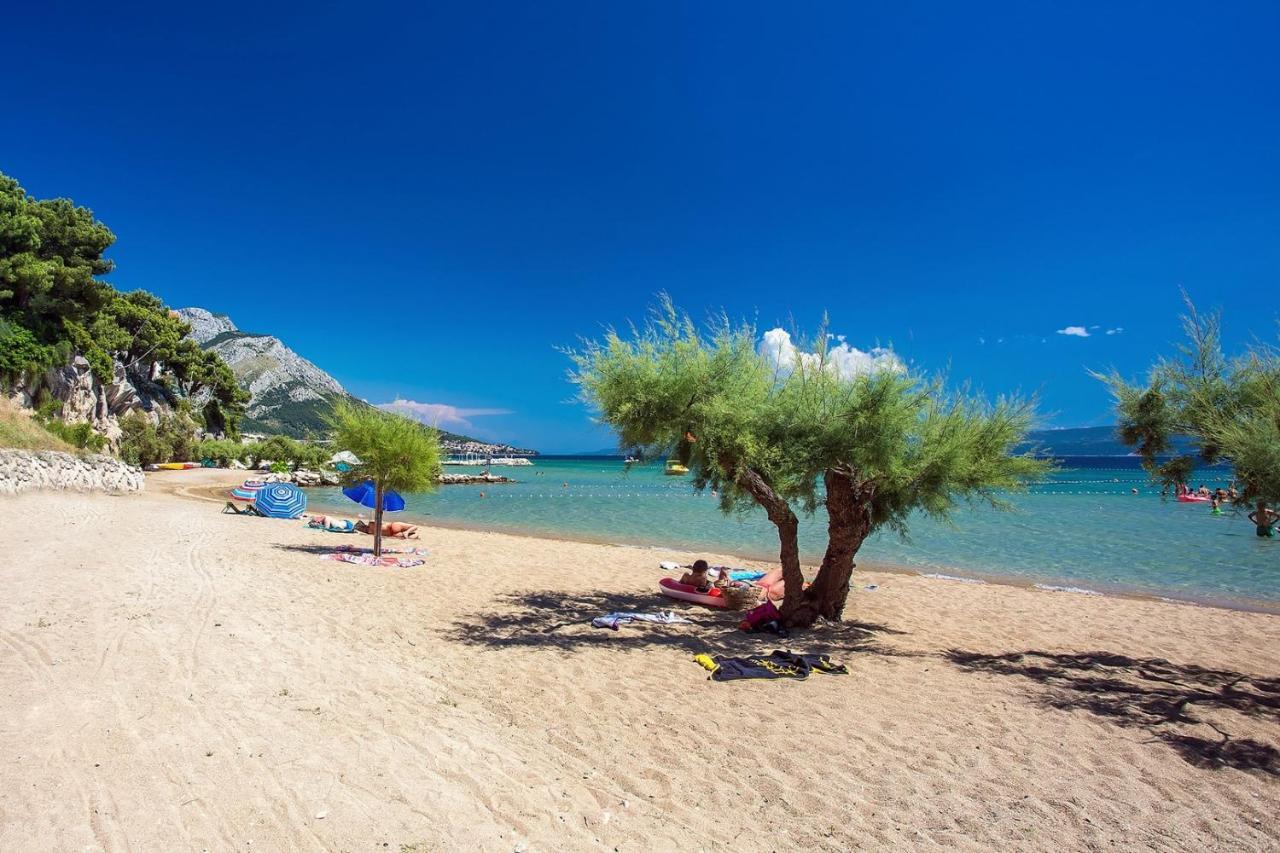 Villa Almic With Heated Pool, 5 Bedrooms, Gaming Room, A Multi-Use Playground Court Omiš Exterior foto